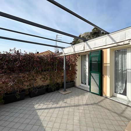 Porro15 Appartement Finale Ligure Buitenkant foto