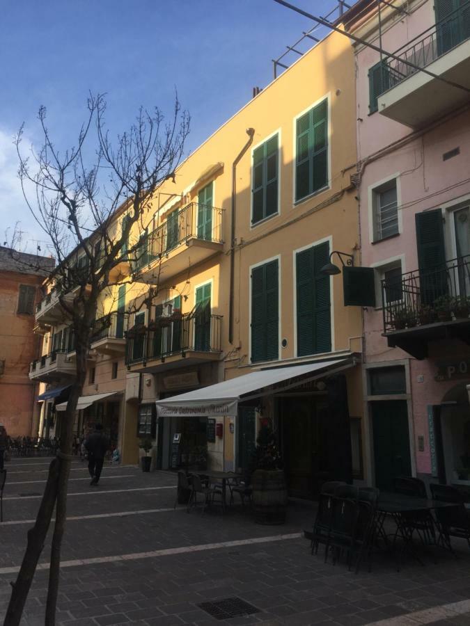 Porro15 Appartement Finale Ligure Buitenkant foto