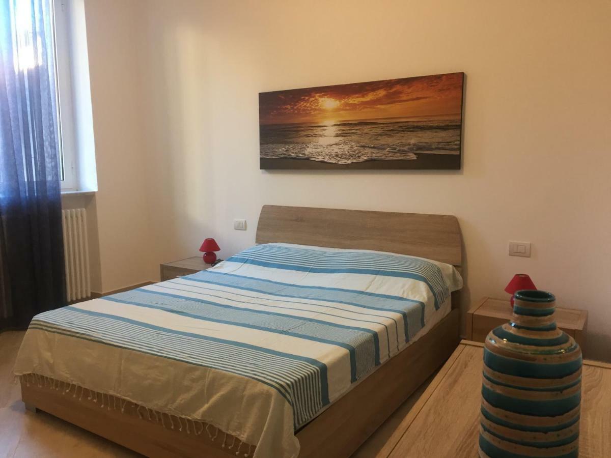 Porro15 Appartement Finale Ligure Buitenkant foto